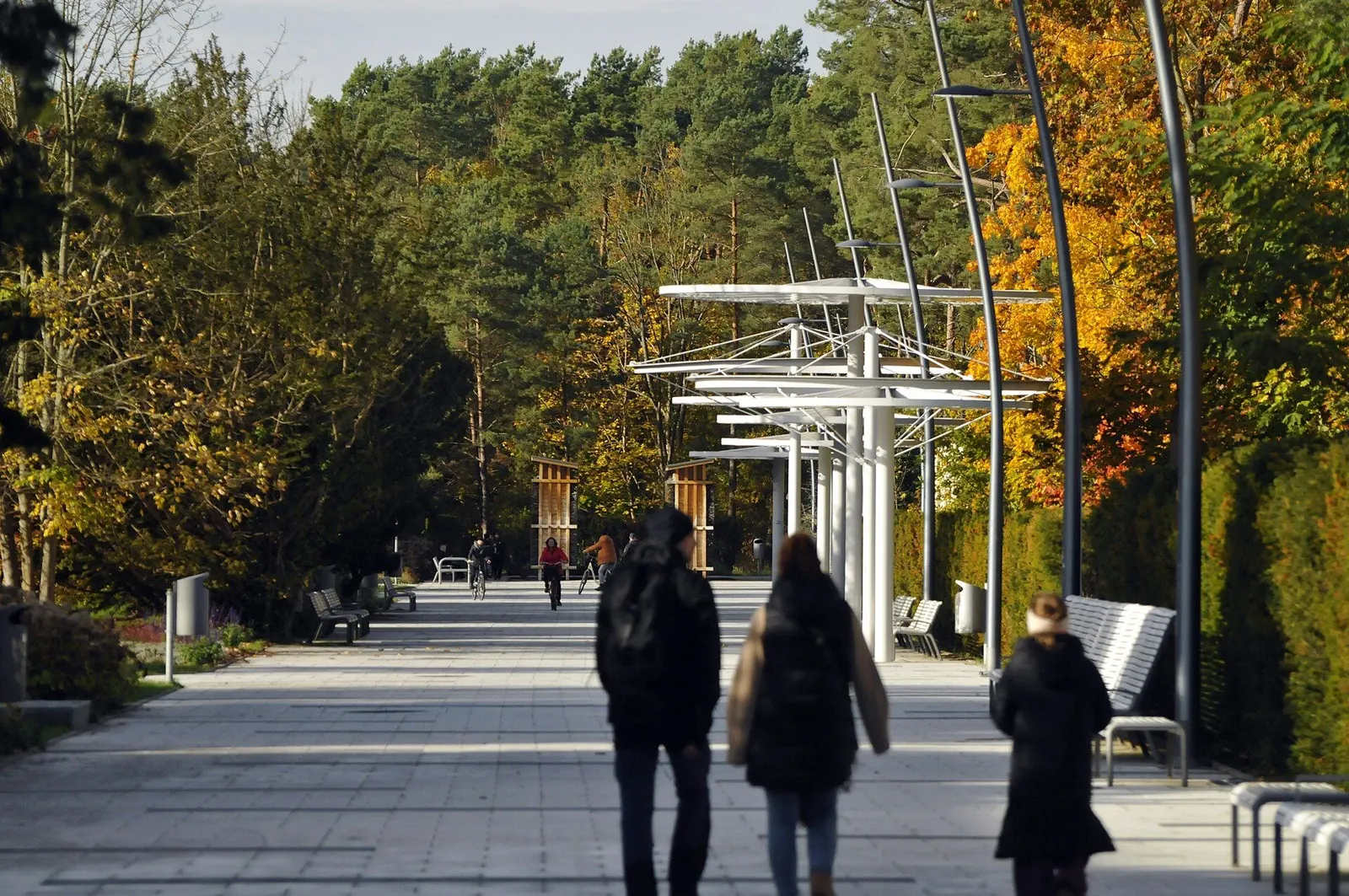 Promenada z tężniami solankowymi